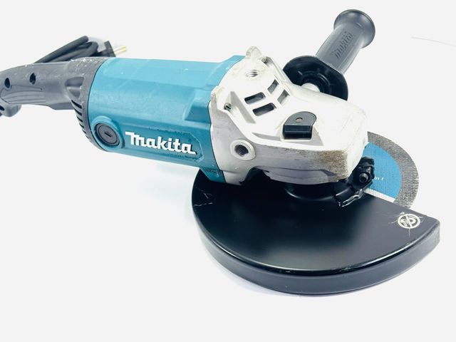 Amoladora Angular Makita GA9090