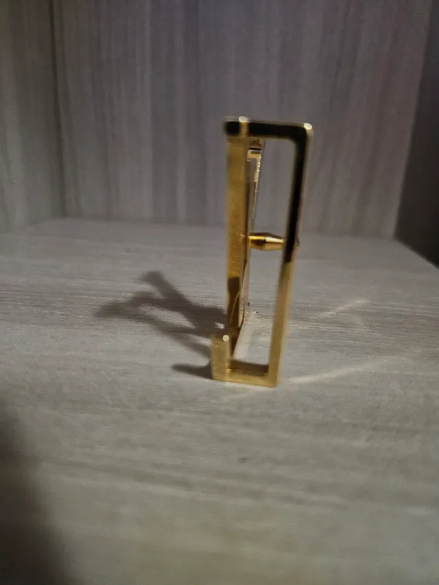 Fibbia Louis Vuitton Oro