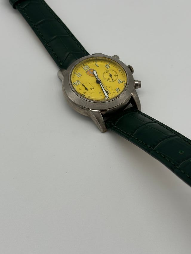 Reloj Ferrari Amarillo Girard-Perregaux