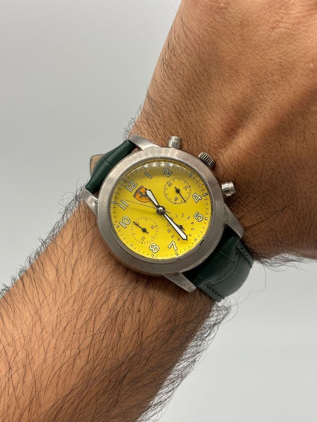 Reloj Ferrari Amarillo Girard-Perregaux