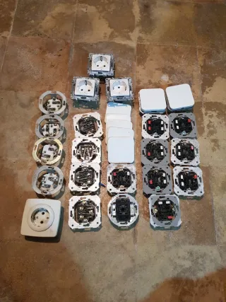 Material eléctrico varios