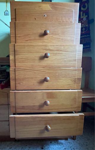 Cassettiera in legno
