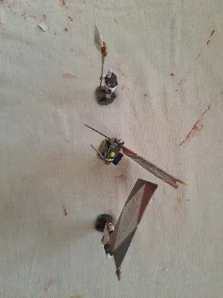 3 Soldatini Porta Bandiera