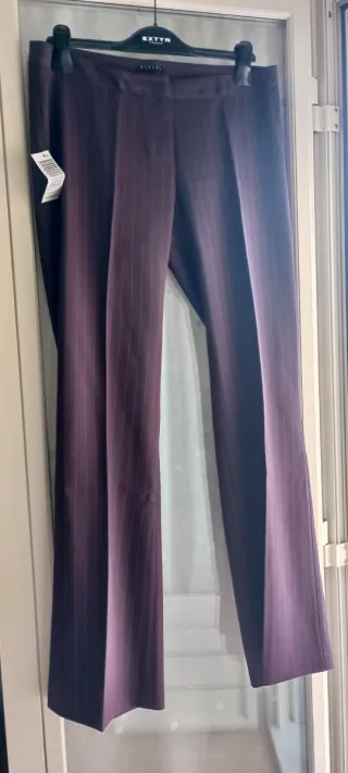 Pantaloni 