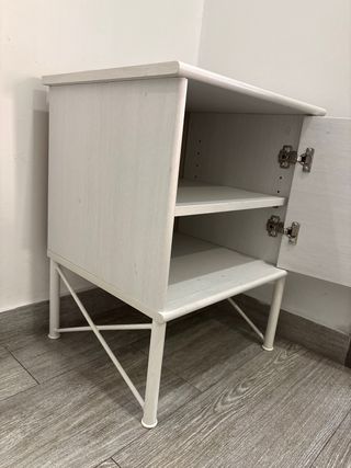 Mesita de noche metal y madera