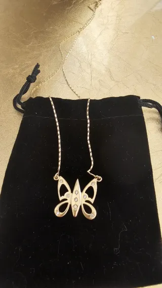 Collar Mariposa con Diamantes