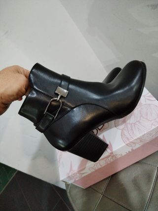 Stivaletti donna neri tacco 36