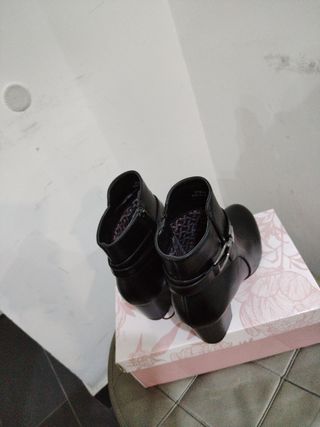 Stivaletti donna neri tacco 36
