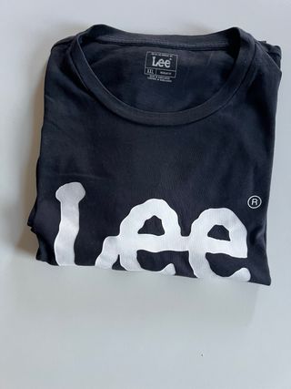 Camiseta Lee Negra