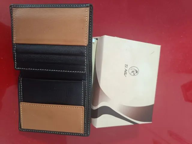 Cartera Hombre El Potro Negra y Dorada