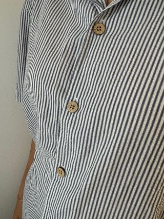 Camisa M Rayas Pull&Bear azul y blanco