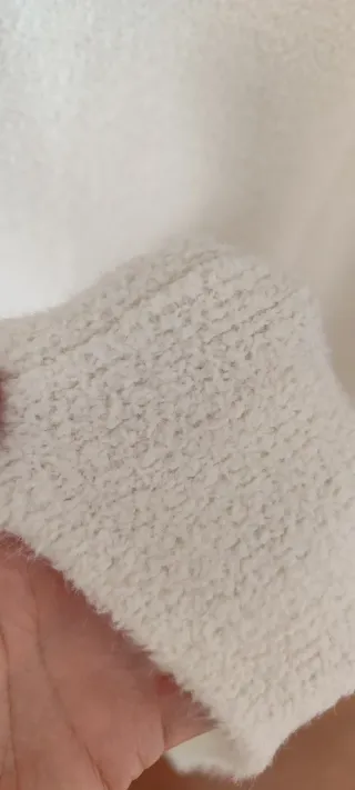 Falda elástica, calentita y muy suave de Zara