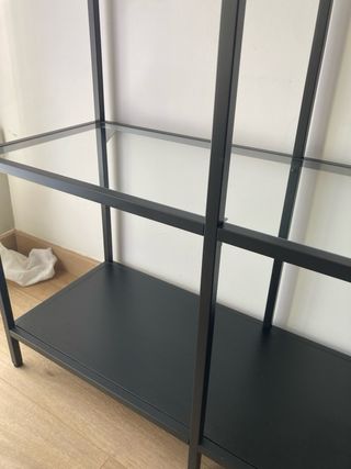 Estantería librería metálica y cristal VITTSJÖ 