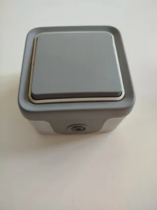 Interruptor exterior Legrand