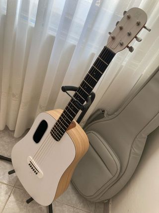 Blue Lava Freeboost / Guitarra Electro-Acústica