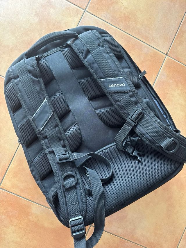 Mochila Lenovo Negra