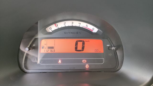 CITROEN C2 1.4 HDi 70 COLLECTION