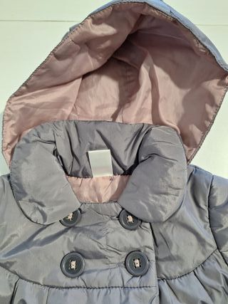 Abrigo ZARA niña 9/12 meses + gorro REGALO