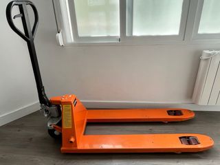 Transpaleta Manual 2500kg Naranja