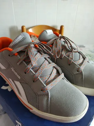 Scarpe donna Reebok grigie e arancioni