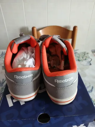 Scarpe donna Reebok grigie e arancioni