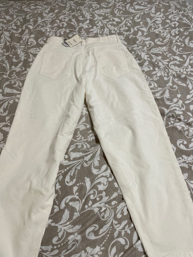 Pantalón largo de pana beige