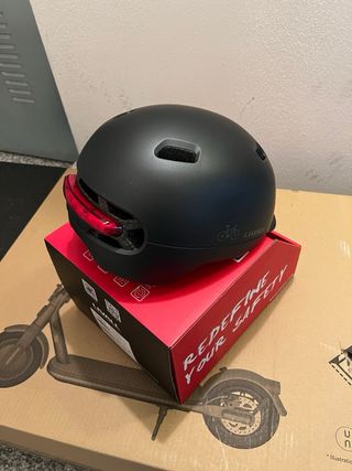 Patinete Xiaomi Electric Scooter 4 + Casco Livall