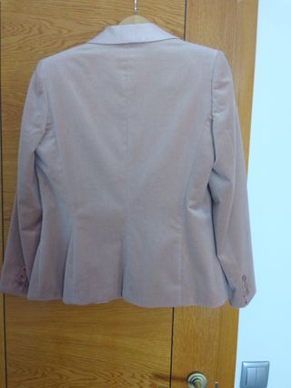 Americana Burberry Rosa Talla L  de terciopelo 
