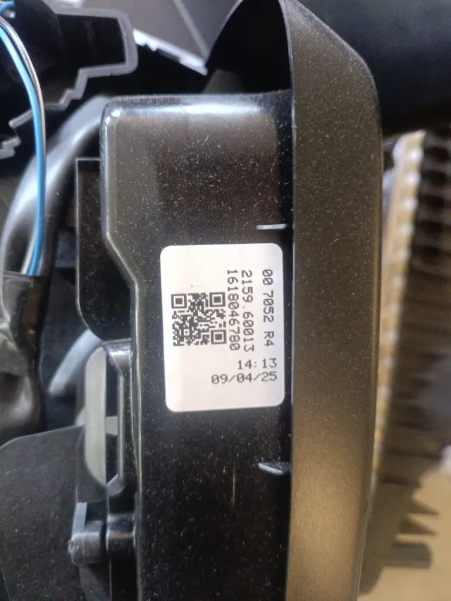 1618046780 Retrovisor Izquierdo