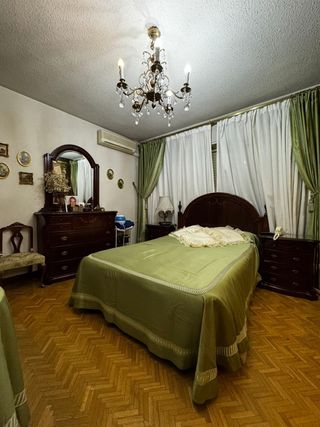 Dormitorio clásico estilo Luis Felipe