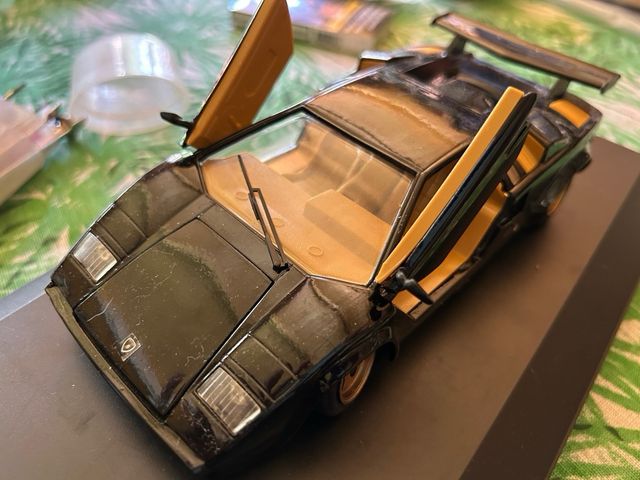 Lamborghini Countach 1/24 Nera