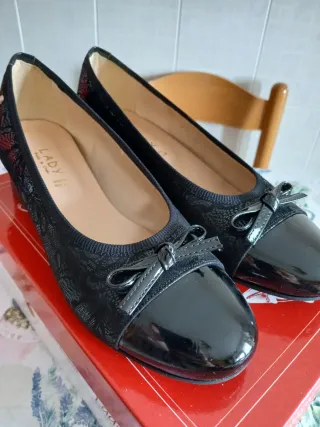 Scarpe donna Lady nere con tacco