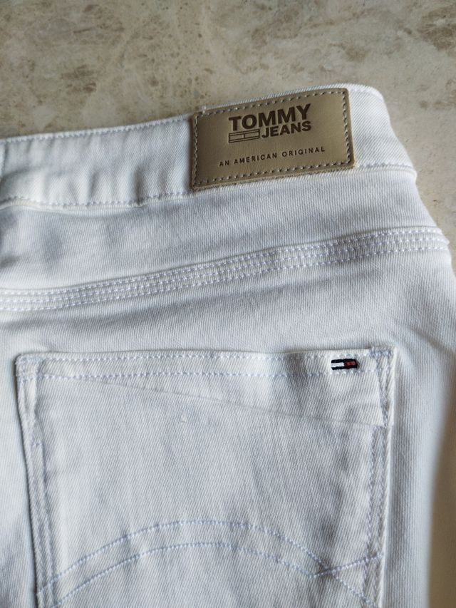 Pantalón blanco Tommy Hilfiger Talla 29/32