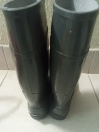 Botas de agua grises