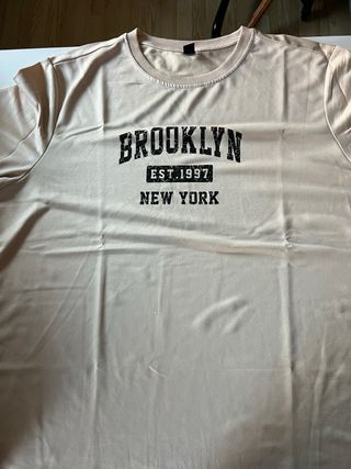 Camiseta Brooklyn Est. 1997 New York Beige