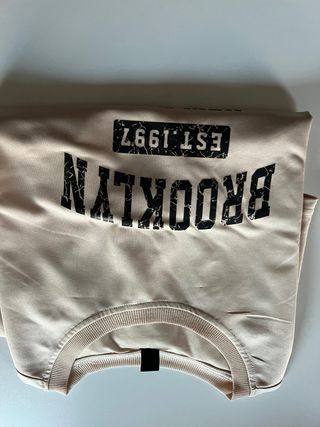 Camiseta Brooklyn Est. 1997 New York Beige