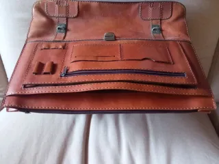 Maletín piel vintage auténtica, marca Andres Bcn