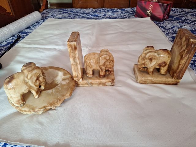 Reposalibros y Cenicero Elefante Alabastro Vintage