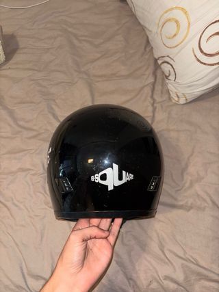 Casco de moto negro