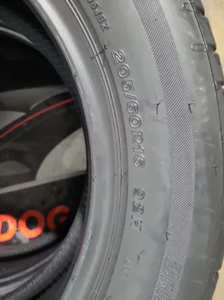 2 Neumáticos 205/60 R16 Bridgestone 