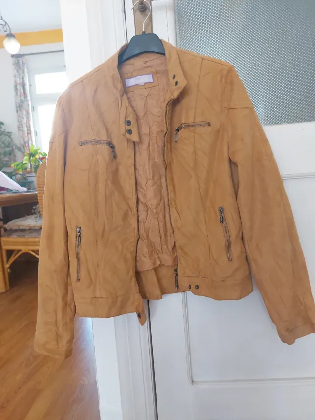 Cazadora ante marrón