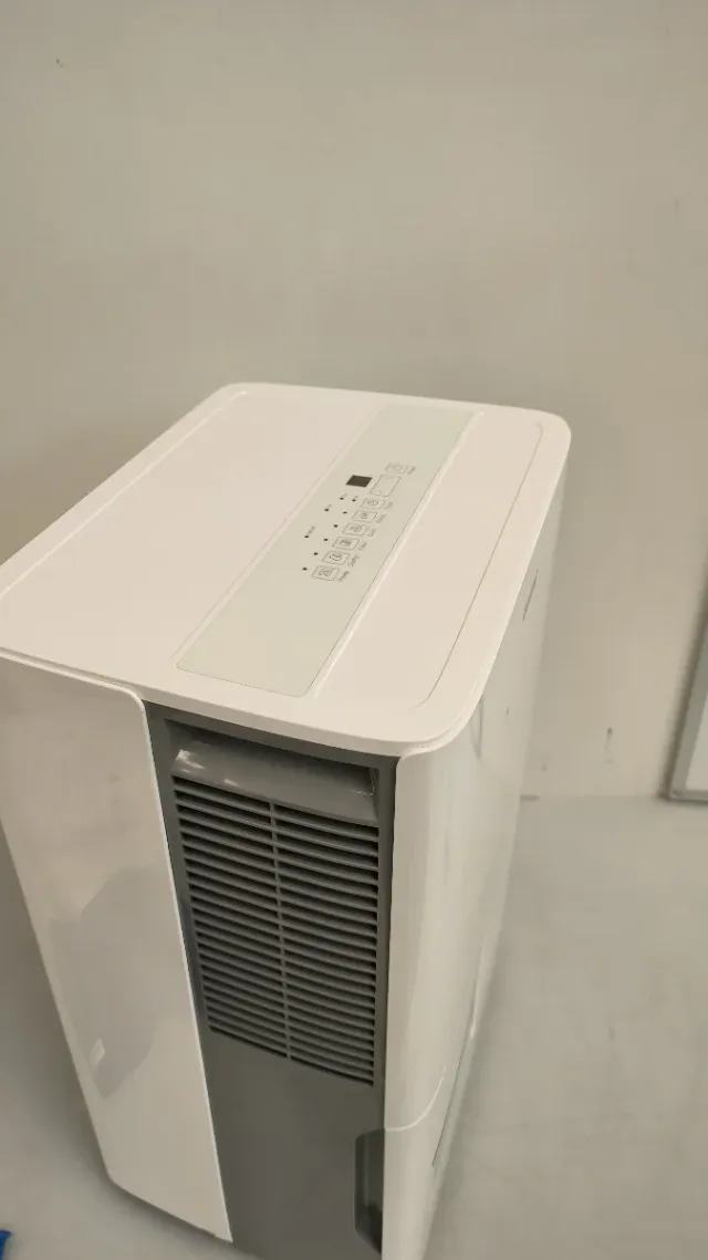 Deshumidificador Comfee 50L W18Y0619