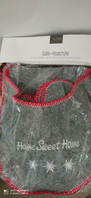 Zapatillas de casa para invitados con funda nuevas