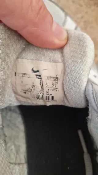 Scarpe da ginnastica Nike bianche e grigie 42.5