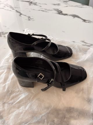 Zapatos Mary Jane Tacón Bajo Rojo /Negro Charol