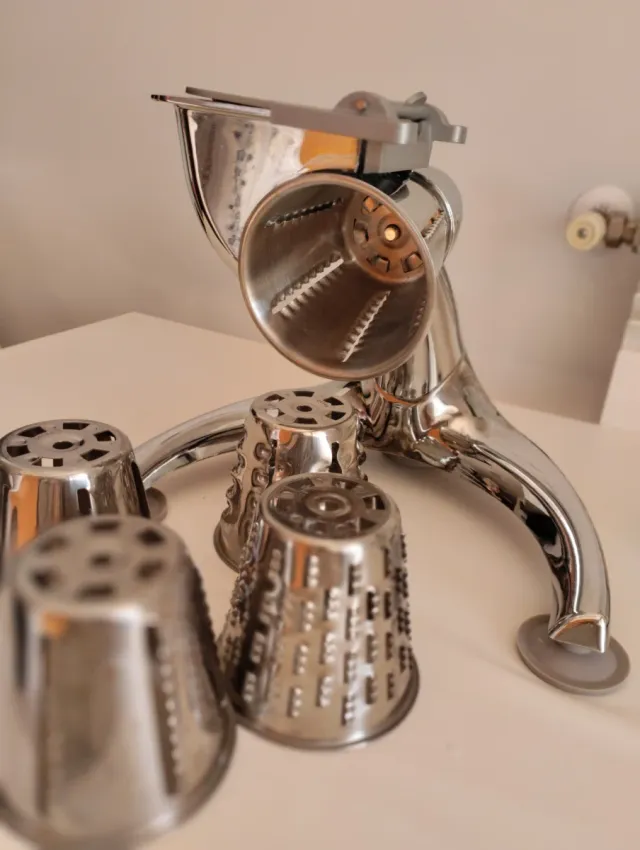 Cortador y pelador Saladmaster