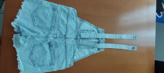 Salopette in jeans da bambina