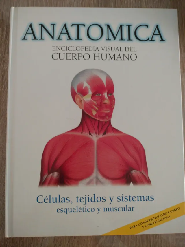 Libro de anatomía, células, tejidos y sistemas.