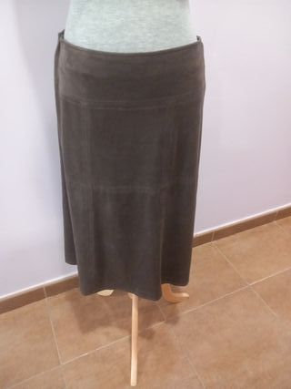 Falda midi marrón mujer