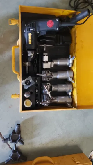 Ensanchadora de tubos electrica Rems